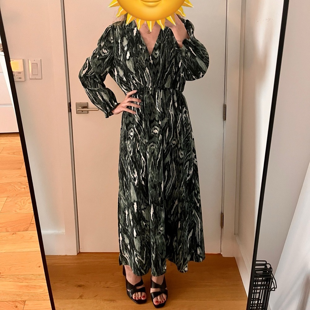 Elegant Green Patterned Dress